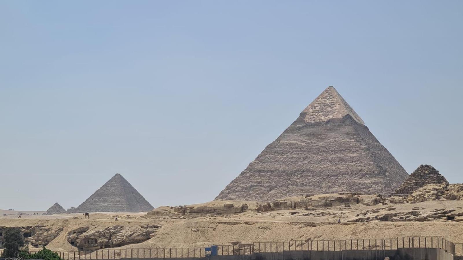 Pyramids Show Hotel Kafrat al Jabal Exterior photo