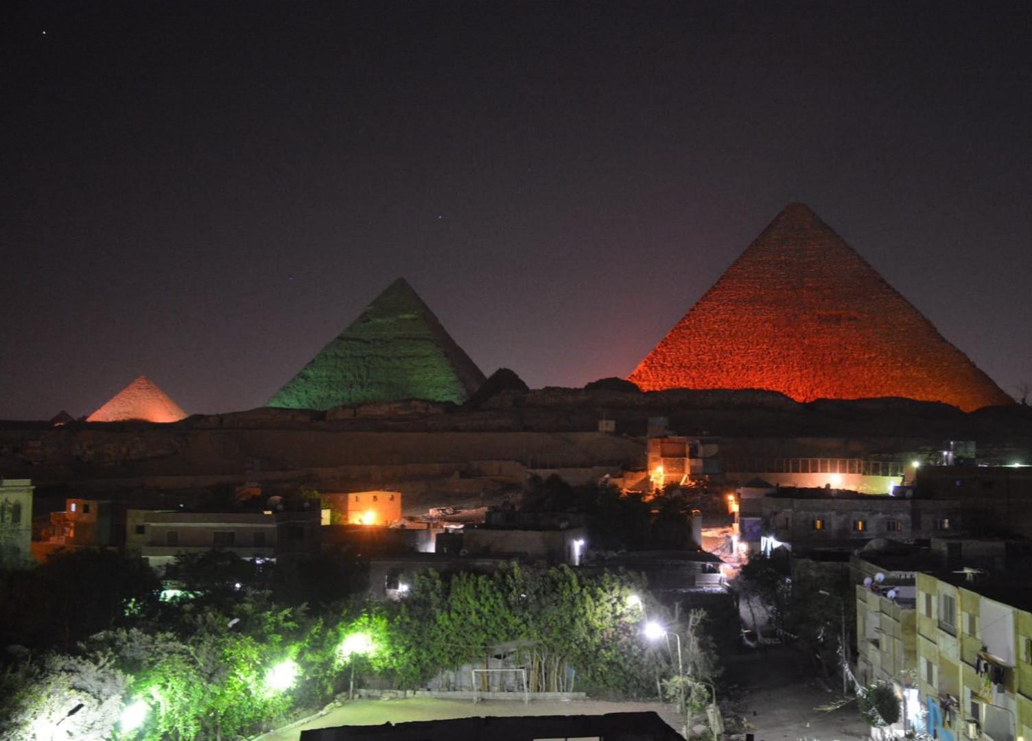 Pyramids Show Hotel Kafrat al Jabal Exterior photo