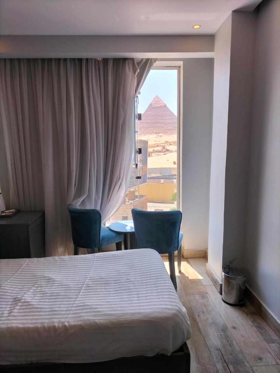 Pyramids Show Hotel Kafrat al Jabal Exterior photo
