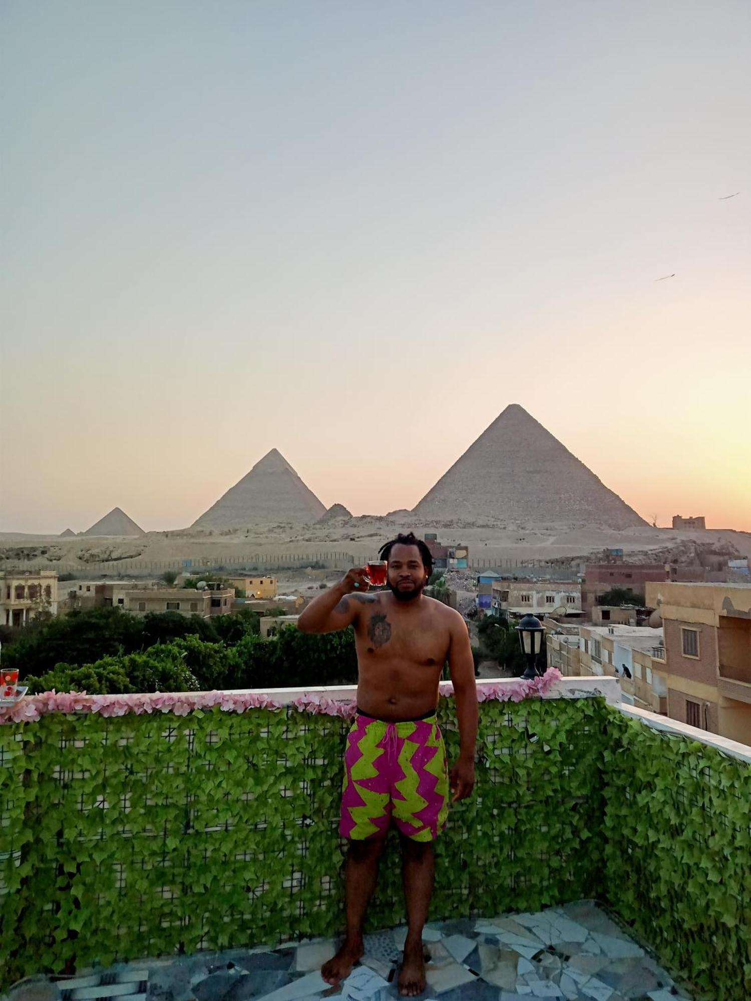 Pyramids Show Hotel Kafrat al Jabal Exterior photo